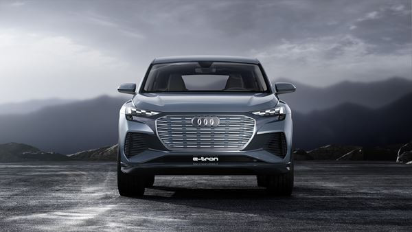 Concept Audi Q4 e-tron: un SUV électrique intermédiaire à transmission intégrale