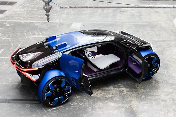Le concept électrique Citroën 19_19 adopte des proportions hors norme