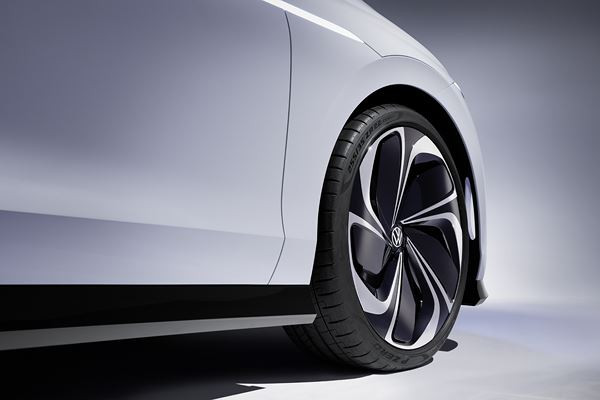 Le concept-car électrique Volkswagen ID. Space Vizzion offre l'espace d'un SUV
