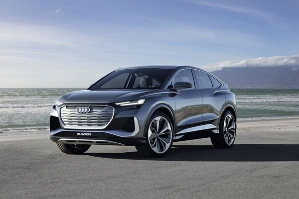 Le SUV Audi Q4 Sportback e-tron concept offre une autonomie de plus de 500 km