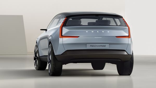 Le Volvo Concept Recharge électrique affiche de nouvelles proportions