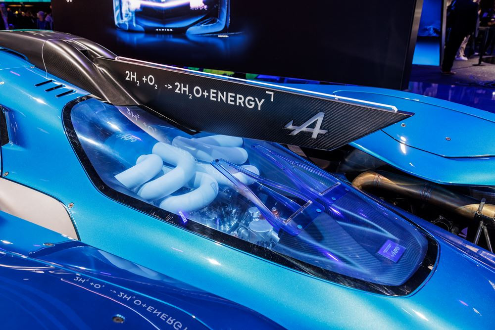Le prototype Alpine Alpenglow Hy6 embarque un moteur thermique V6 alimenté à l'hydrogène