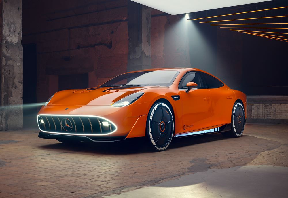 Le concept de coupé quatre portes AMG GT XX embarque un programme technologique électrique d'avant-garde