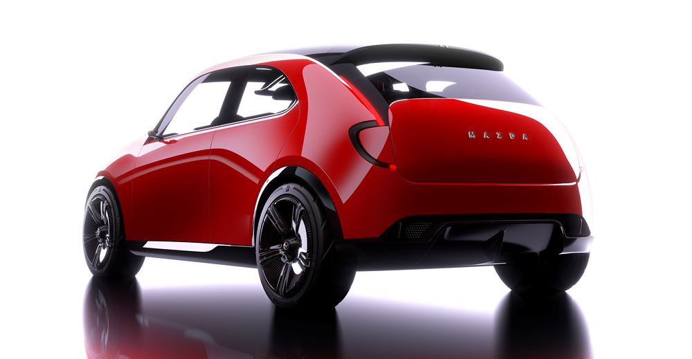 Le concept Mazda Vision X-Compact renforce le lien entre les personnes et les voitures