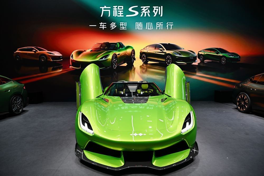 Le concept-car sportif Formula X de Fangchengbao est homologué pour la route