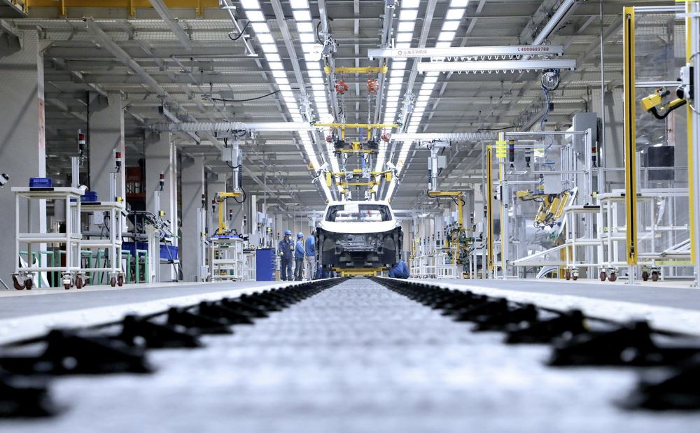 Le système alimenté par l'IA Volkswagen offre des fonctions de conduite autonome dans le trafic urbain