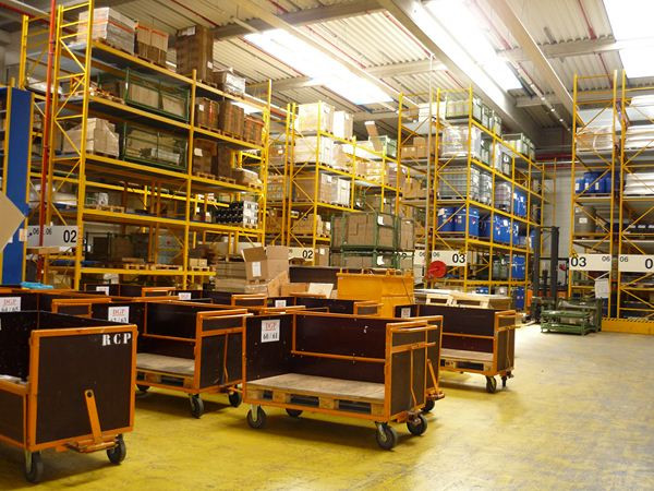 Visite au cœur du centre logistique pièces de rechange Mercedes de Valenciennes