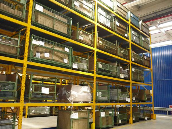 Visite au cœur du centre logistique pièces de rechange Mercedes de Valenciennes
