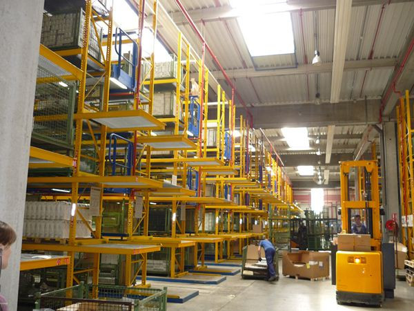 Visite au cœur du centre logistique pièces de rechange Mercedes de Valenciennes