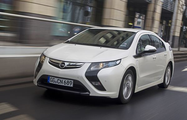 La marque Opel célèbre son cent cinquantième anniversaire