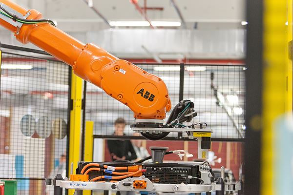 Le fleuron électrique de Renault partage l'usine de Flins avec la Clio