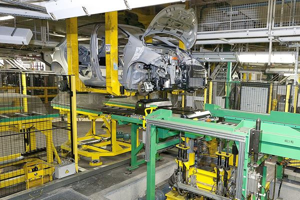 Le fleuron électrique de Renault partage l'usine de Flins avec la Clio