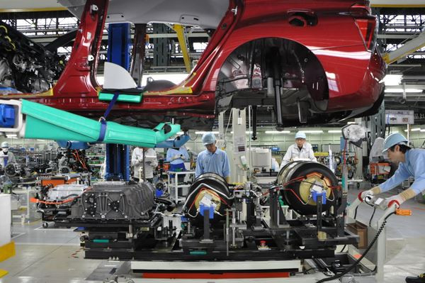 Dans les coulisses de la production de la Toyota Mirai à pile à combustible à hydrogène