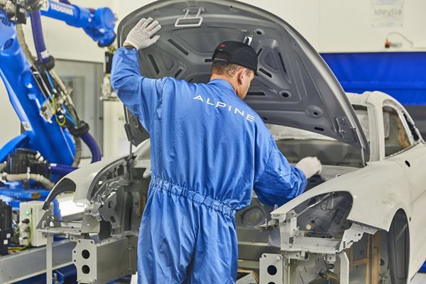 Usine Alpine de Dieppe: un site spécialisé dans l’assemblage d’un véhicule tout aluminium