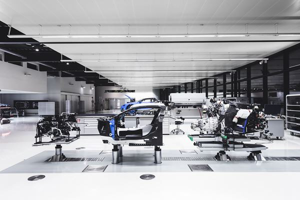 L’Atelier Bugatti de Molsheim se rapproche d’une chambre chirurgicale