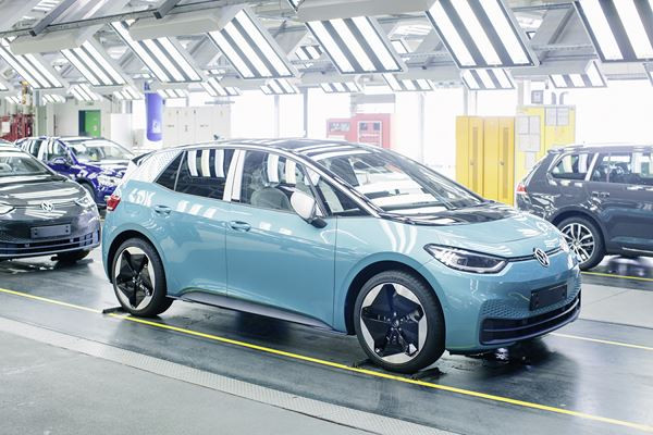 L'usine de production de véhicules Volkswagen de Zwickau est convertie à l’électrique
