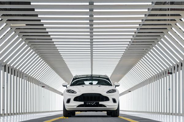 L'usine Aston Martin Lagonda de St Athan au Pays de Galles va produire le DBX