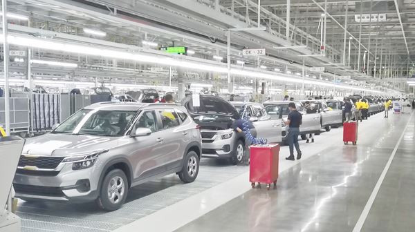 L'usine de production Kia en Inde peut produire jusqu'à 300 000 voitures par an