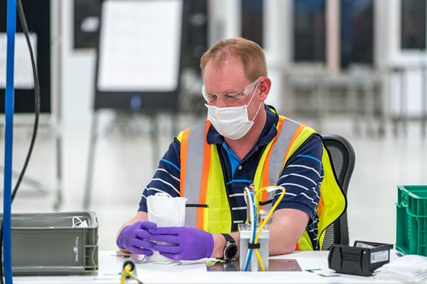 General Motors produit des masques destinés au personnel en première ligne