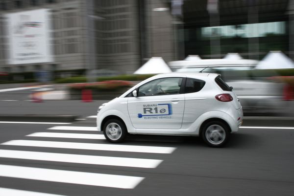 Subaru présente la R1e au Mondial de l’Automobile de Paris