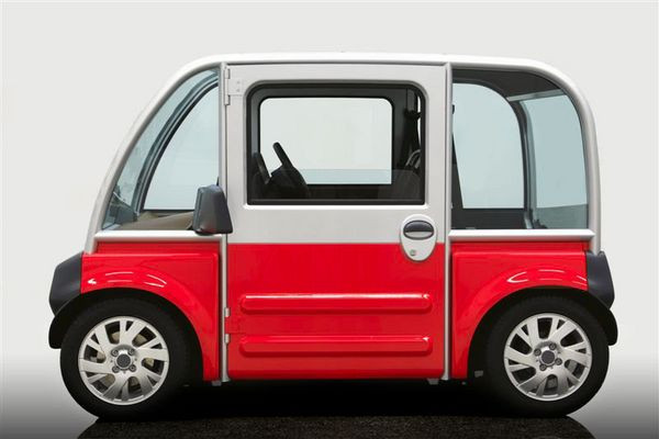 FAM Automobiles présente Le F-City électrique au Salon EVER
