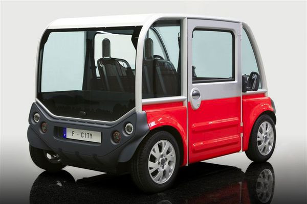 FAM Automobiles présente Le F-City électrique au Salon EVER