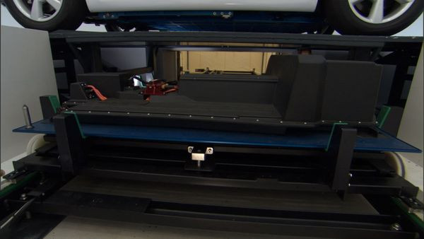 Better Place dévoile sa technologie d’échange de batteries pour véhicules électriques