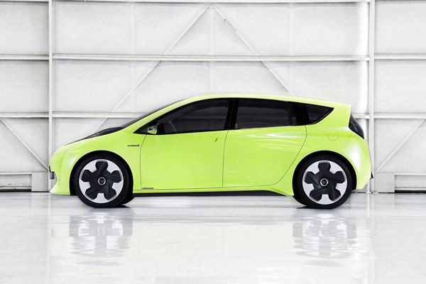 Toyota dévoile un concept hybride FT-CH au salon de l'automobile de Détroit