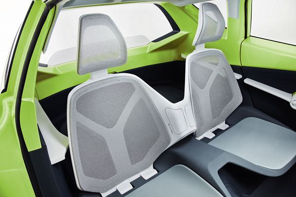 Toyota dévoile un concept hybride FT-CH au salon de l'automobile de Détroit
