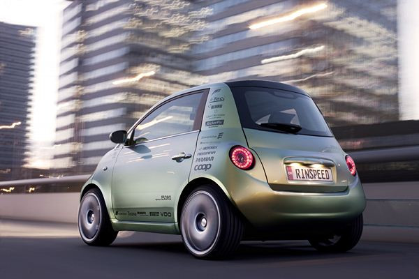 Rinspeed présente un concept de microvoiture électrique