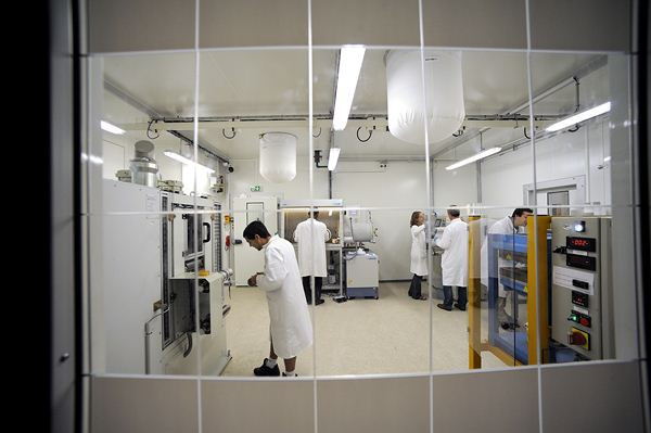 Le CEA développe les futures batteries des véhicules électriques