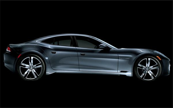 Fisker présente sa berline quatre portes quatre places hybride rechargeable