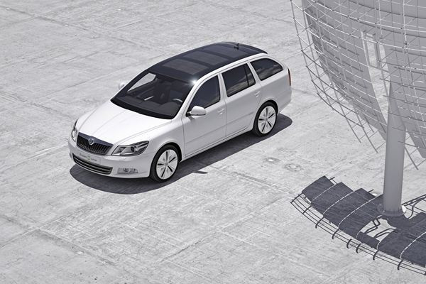 Skoda présente un concept d'Octavia électrique à Paris