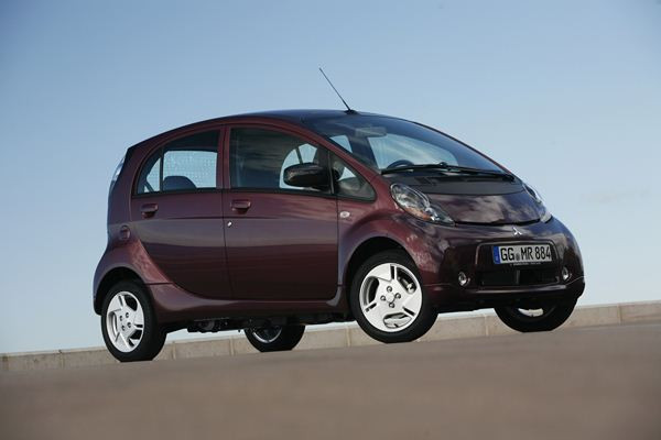 Mitsubishi lance la i-MiEV électrique en France