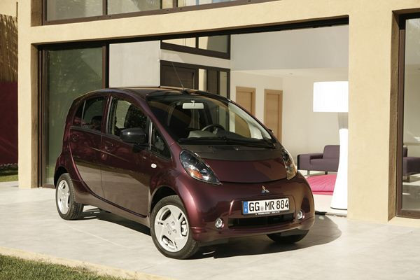 Mitsubishi lance la i-MiEV électrique en France