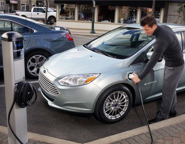 Ford présente la nouvelle Ford Focus électrique