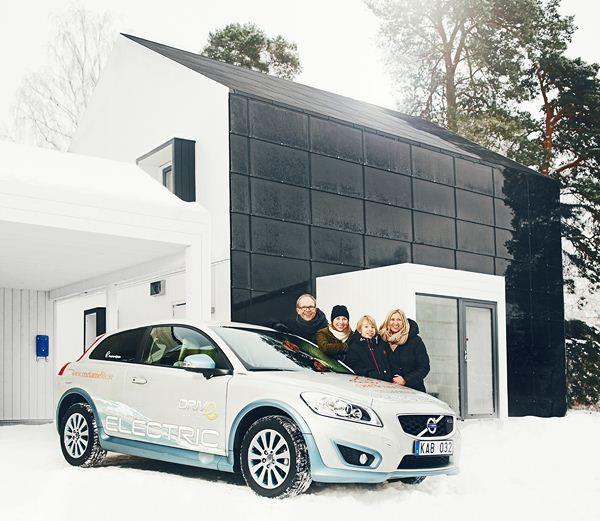L'expérience « One Tonne Life » commence pour la famille Lindell