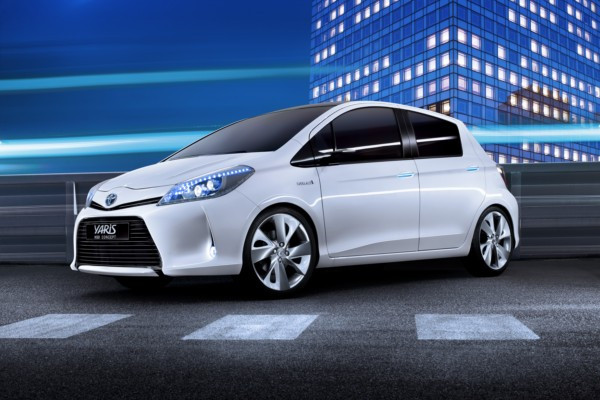 Toyota présente le concept Yaris Hybride HSD au salon de Genève