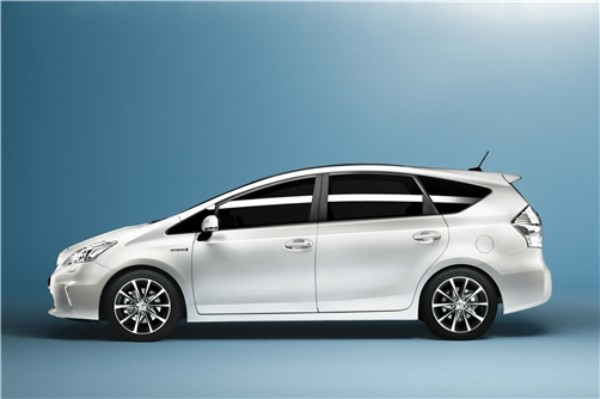 Toyota présente un monospace sept places hybride à Genève