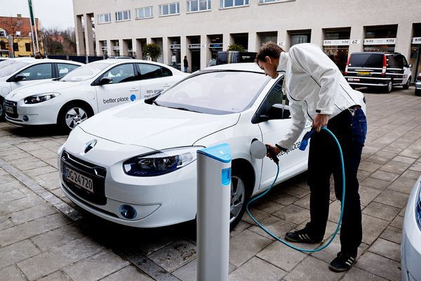 Better Place prépare le lancement de la voiture électrique avec échange de batterie au Danemark