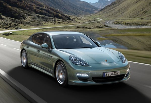 La Porsche Panamera se met au diesel