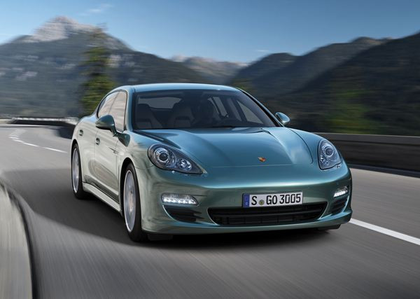 La Porsche Panamera se met au diesel