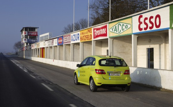 Un tour du monde de plus de 30 000 km en Mercedes Classe B F-Cell à pile à combustible