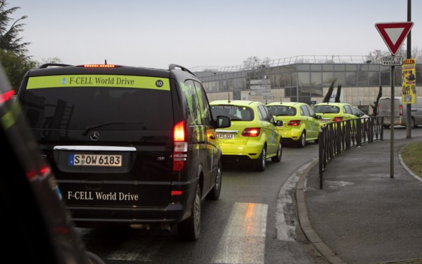 Un tour du monde de plus de 30 000 km en Mercedes Classe B F-Cell à pile à combustible