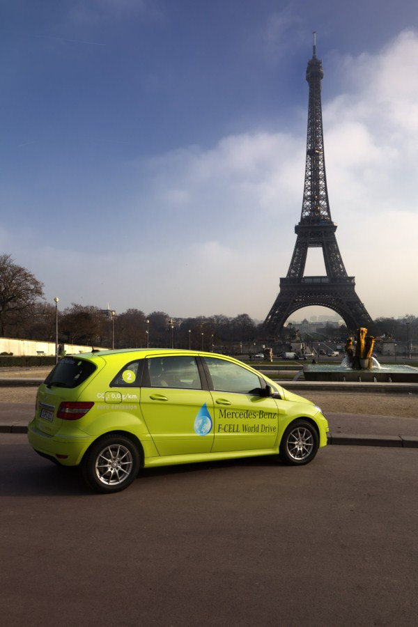Un tour du monde de plus de 30 000 km en Mercedes Classe B F-Cell à pile à combustible