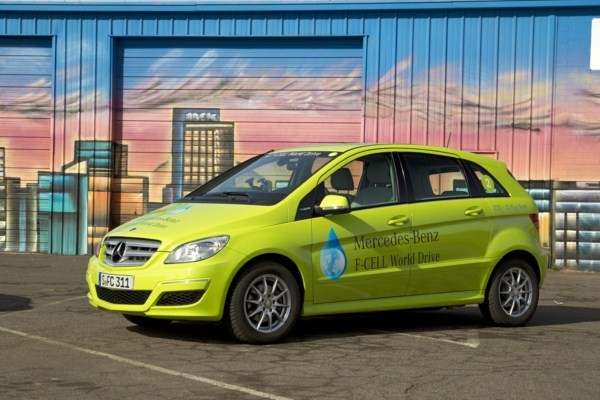 Un tour du monde de plus de 30 000 km en Mercedes Classe B F-Cell à pile à combustible