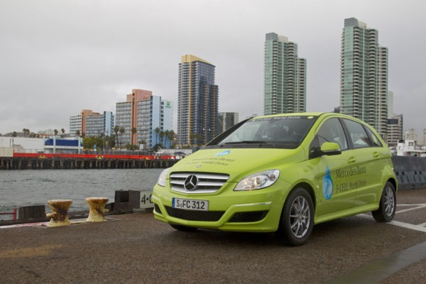Un tour du monde de plus de 30 000 km en Mercedes Classe B F-Cell à pile à combustible