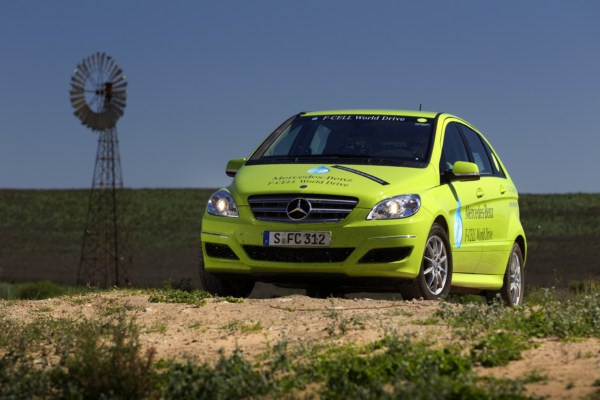 Un tour du monde de plus de 30 000 km en Mercedes Classe B F-Cell à pile à combustible