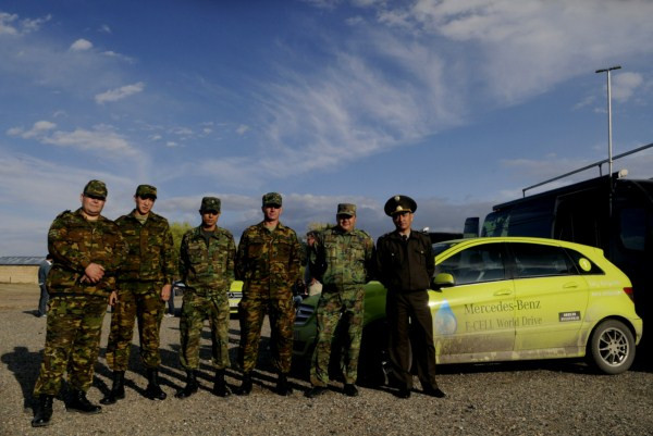 Un tour du monde de plus de 30 000 km en Mercedes Classe B F-Cell à pile à combustible
