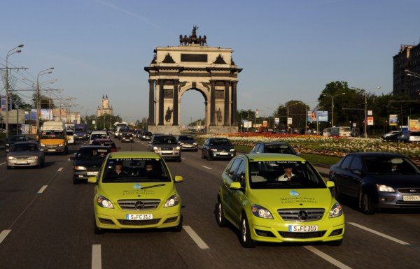 Un tour du monde de plus de 30 000 km en Mercedes Classe B F-Cell à pile à combustible